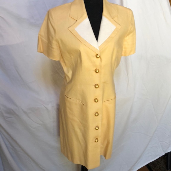 dresses with big buttons